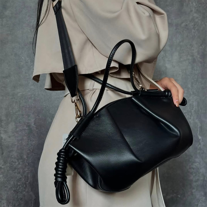 Merk Luxe Cloud Dumpling Bag T - Interior Design Texture recensie en prijs